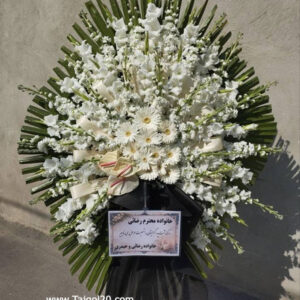 تاج گل ترحیم طبیعی یک مدل مهگل تصویر اول